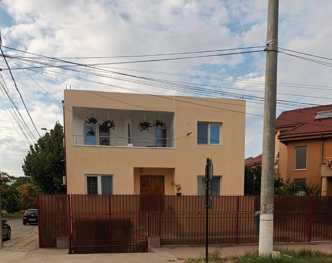 Готель Vila Cosmin Ефоріє-Норд Екстер'єр фото